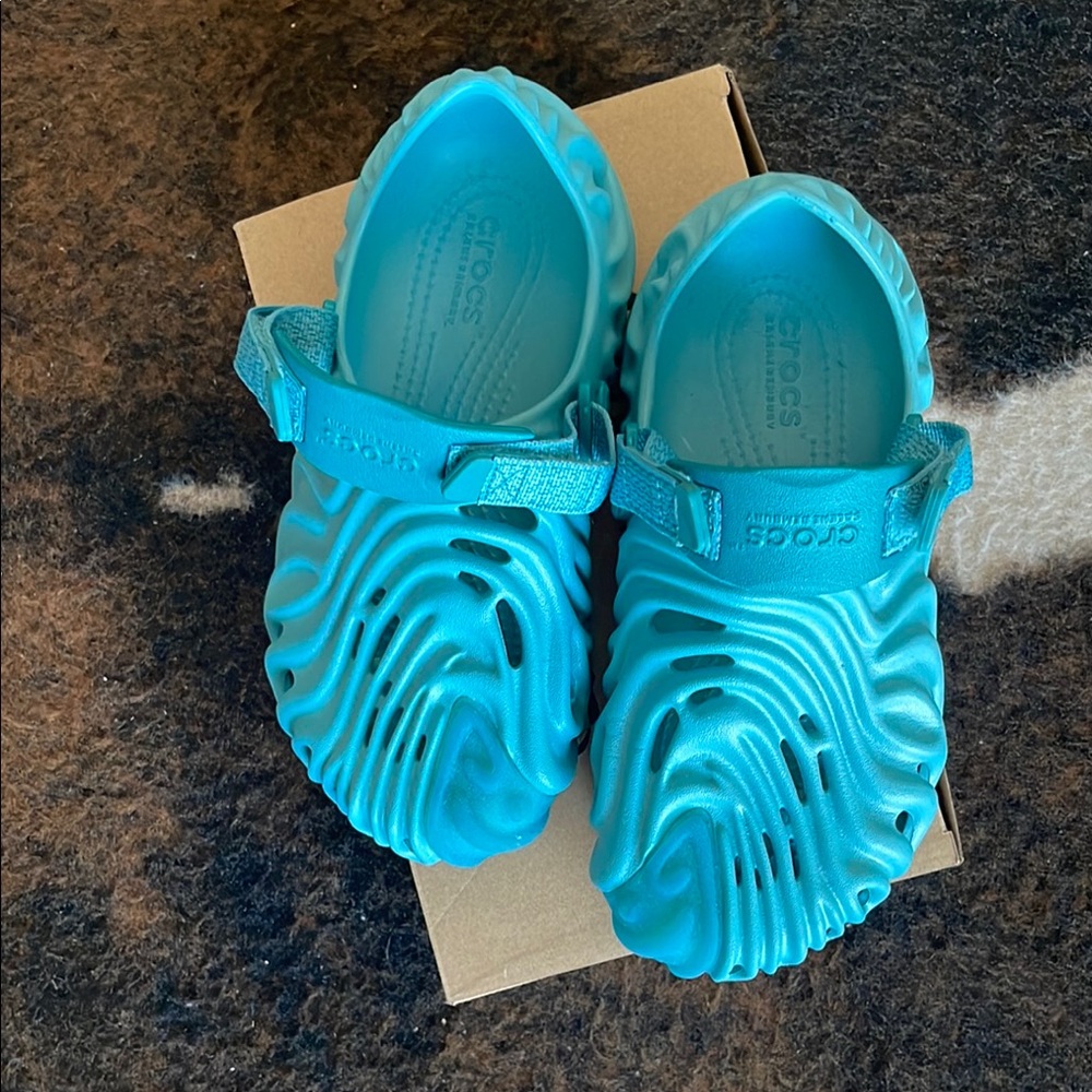 Salehe Hembury Turquoise Blue Crocs